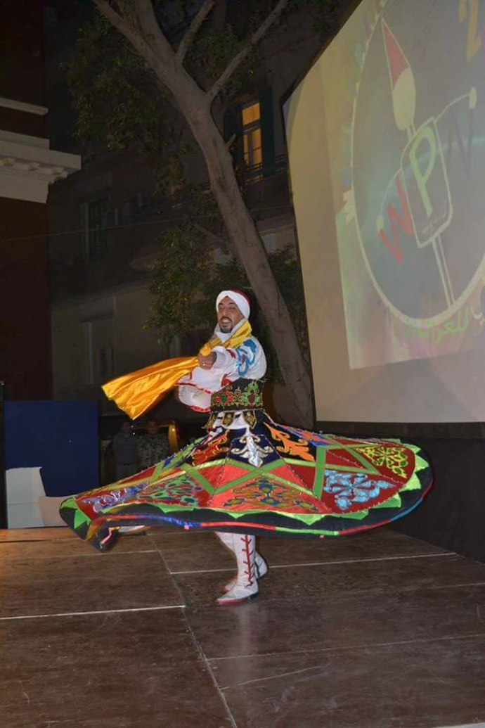 Dansul popular egiptean TANOURA