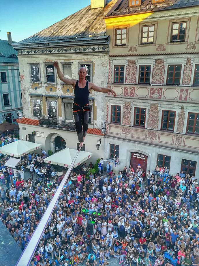 Pași pe orizont cu Flaviu Cernescu